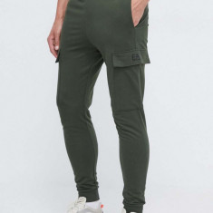 EA7 Emporio Armani pantaloni de trening din bumbac culoarea verde, neted