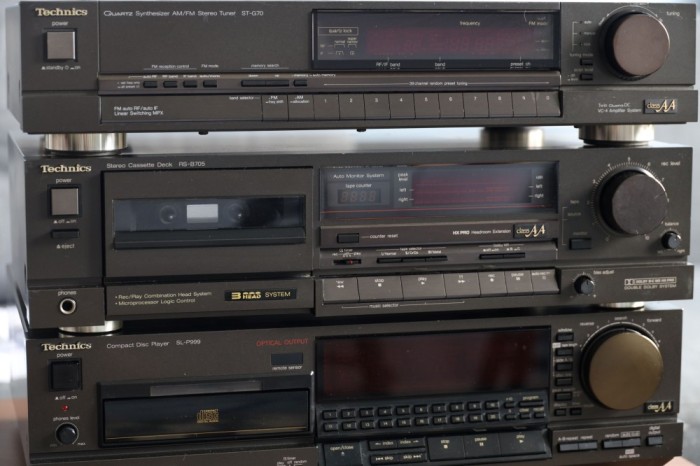 Casetofon Deck Technics RS-B705 &ndash; high-end vintage