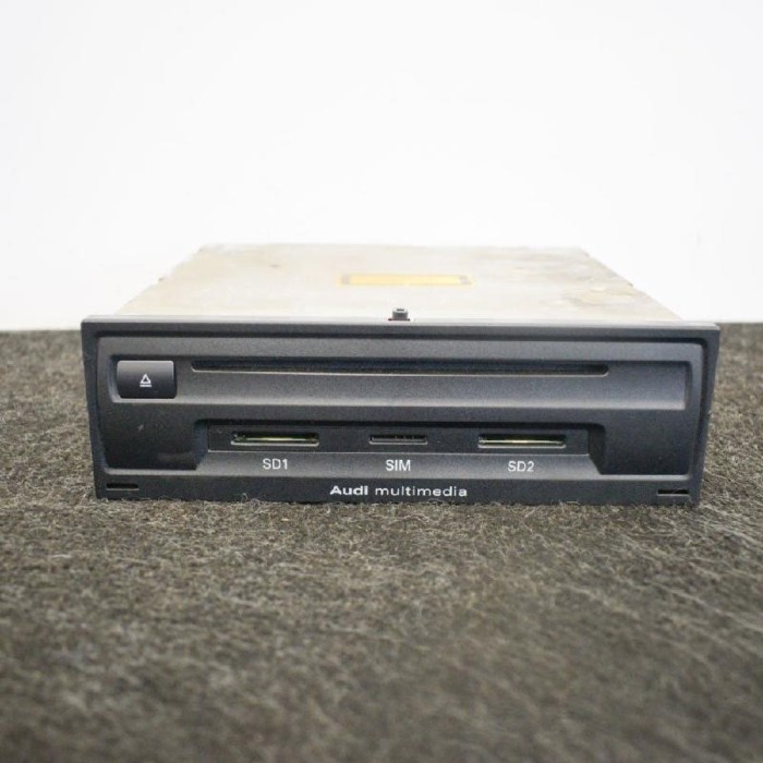 Unitate de control navigație AUDI A8 D3 4E2, 4E8 2009 OEM: 4E0035670B 2740232