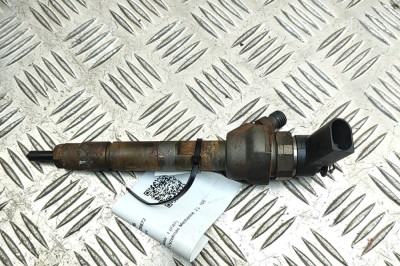 Injector de combustibil BMW 1 E87 2009 OEM: 7798446,0445110289 | 31862796 foto