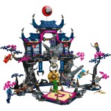 LEGO&reg; Ninjago - Dojoul Umbrelor cu masca de lup 71813, 1190 piese