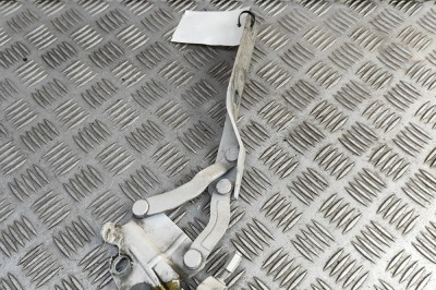 Balama capota dreapta față VW PASSAT Variant B7 365 2012 OEM: 3AA823302 31045270 foto