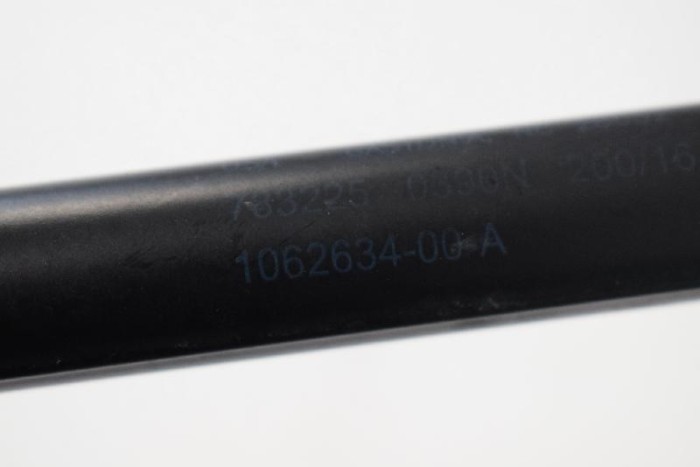 Amortizor capota st&acirc;nga față TESLA MODEL S 2016 OEM: 1062634-00 4128511