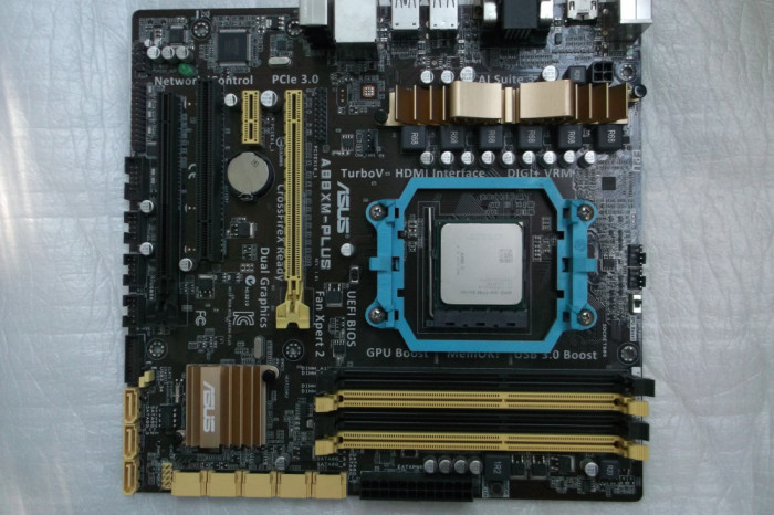 Placa de baza ASUS A88XM-PLUS socket FM2+