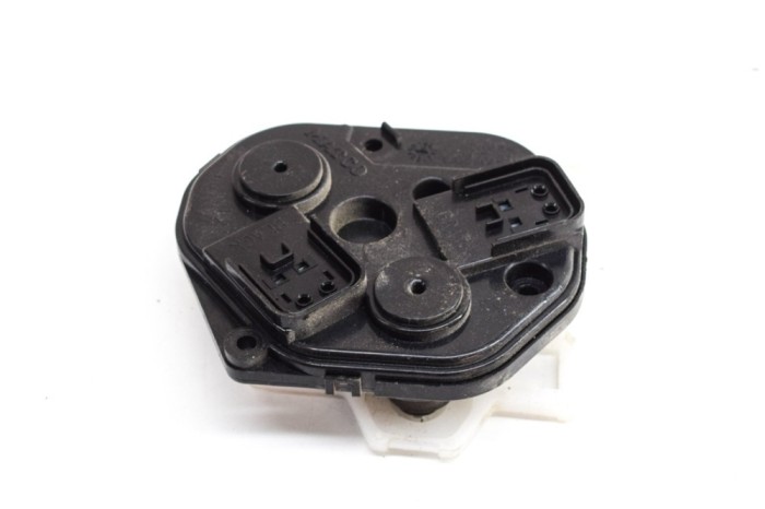 Alt modul de control TOYOTA HILUX VII Pick-up _N1_, _N2_, _N3_ 2012 18110026