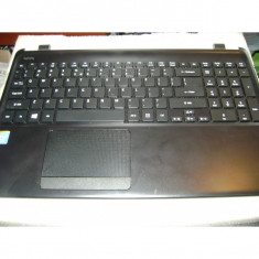 Carcasa inferioara - palmrest cu touchpad si tastatura inclusa laptop Acer Travelmate P255 foto