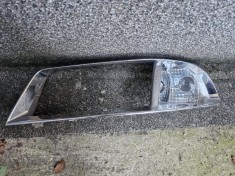 Ramă far st&acirc;nga Audi A4 2000 Facelift