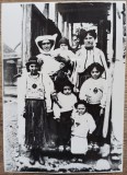 Familie de tarani romani, anii &#039;30// reproducere de epoca, Romania 1900 - 1950, Portrete