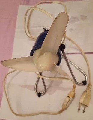 GE - Ventilator &amp;quot;NO NAME&amp;quot; / lipsa o pala / probabil fabricat URSS / comunism foto