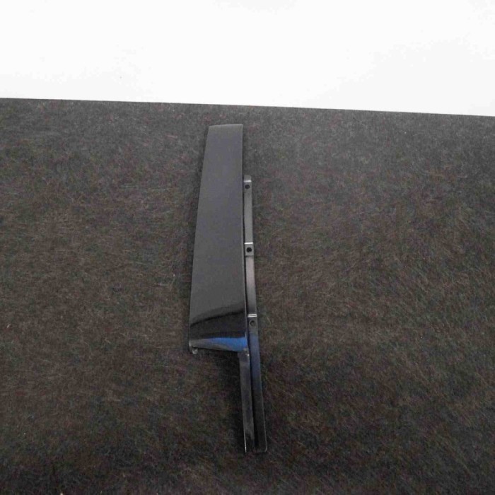 Ornament vertical ușă dreapta față AUDI A3 Limousine 8VS, 8VM 2016 OEM: 8V5837902 3488169