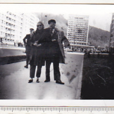 bnk foto - Piatra Neamt - anii `70 - blocul turn