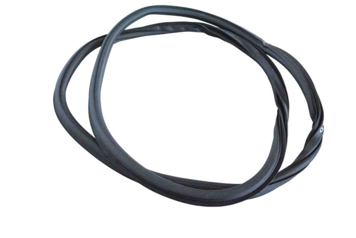 Garnitura ușă dreapta spate AUDI Q5 FY 2021 OEM: 80A833721D