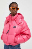 Cumpara ieftin Tommy Jeans geacă de puf femei, culoarea roz, de iarna DW0DW16572