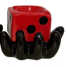 Scrumiera ceramica mana cu zar 11x8cm