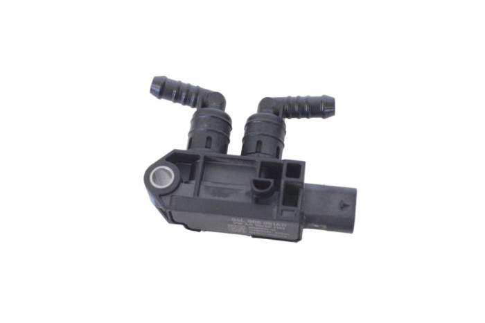 Senzor de presiune DPF AUDI Q5 FY 2021 OEM: 04L906051AB | 18035806