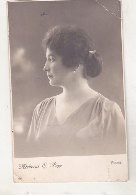 bnk foto - Portret de femeie - Foto E Popp Ploiesti foto