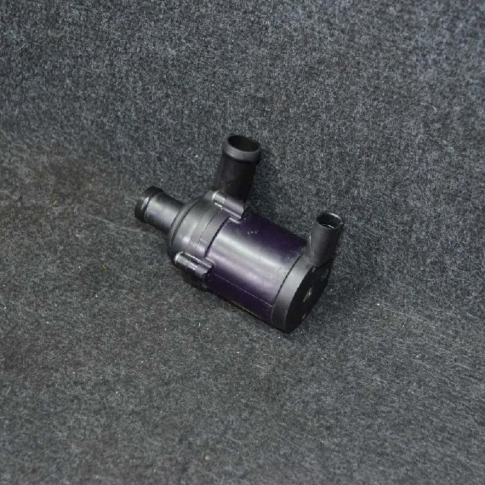 Pompa de apa auxiliara VW TOUAREG 7P5 2013 OEM: 7L0965561L 2480326