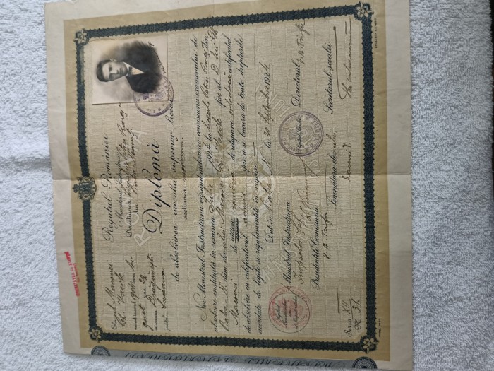 brevet Diploma de absolvire .