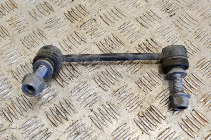 Bieleta stabilizatoare dreapta spate LAND ROVER DISCOVERY V L462 2021 OEM: CPLA-5C486-AC 14882425