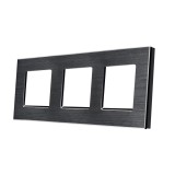 Cumpara ieftin Rama tripla din aluminiu Luxion, negru, pentru prize si intrerupatoare