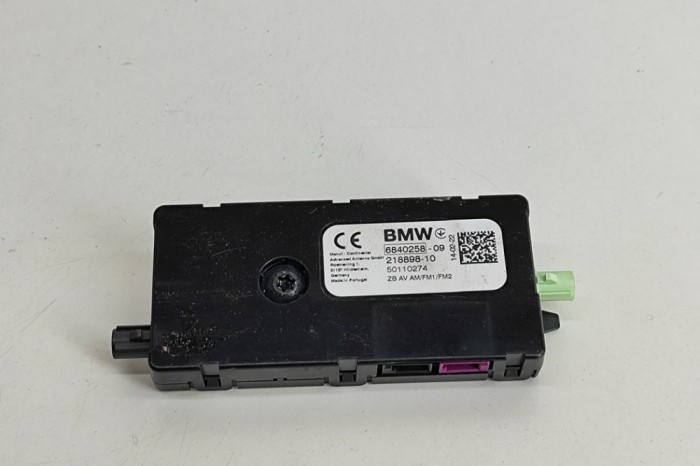 Amplificator de antena BMW X7 G07 2022 OEM: 6840258 | 25031099