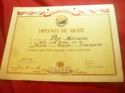 Diploma de Merit ,pe carton ,-Scoala nr.4 Resita 1955 semnata de Coriolan Cocora foto