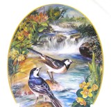 FARFURIE DECORATIVA PORTELAN REICHENBACH BRADEX EDITIE LIMITATA DESIGN URSULA BAND PASARI CODOBATURA LA CASCADA