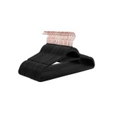 Cumpara ieftin Set umerase de catifea Songmics Negru 42.7x22x0.6 cm