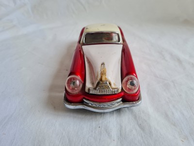 Jucarie veche, masinuta foto