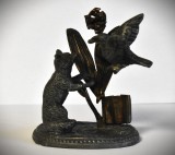 Statueta din antimoniu reprezentand o scena din fabula lui La Fontaine - Corbul si Vulpea