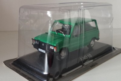 Macheta ARO 10 1980 verde - DeAgostini Masini de Legenda 1/43 foto