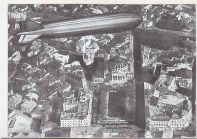 bnk cp Zepelinul LZ 127 survoland Bucurestiul in 1929 - necirculata foto
