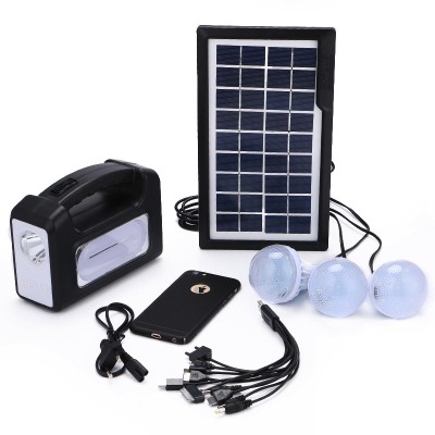 Kit solar GD-Lite 7 este dotat cu dispozitive USB cu 3 becuri si leduri foto