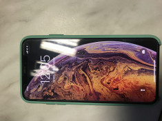 Vand iPhone XS Max, in propria cutie impreuna cu incarcator ?i ca?ti foto