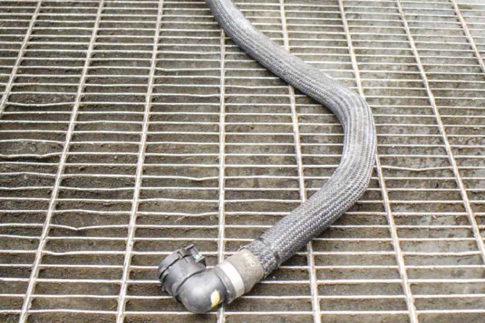 Furtun radiator răcire st&acirc;nga CHEVROLET VOLT 2012 OEM: 20927400 11027640