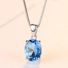 Lantisor Argint Femei Un Accesoriu de Impact: Piatra Blue Topaz &icirc;n Montură
