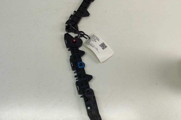 Suport bara de protecție dreapta spate TOYOTA RAV 4 V XA50 2019 OEM: NF08KG,52155-42050 30753583