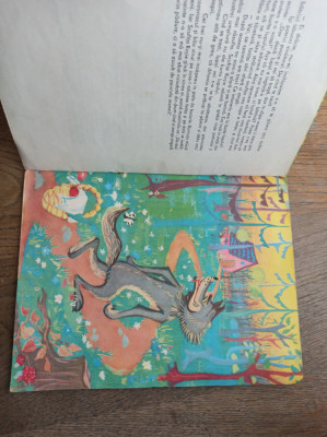 SCUFITA ROSIE de FRATII GRIMM , ilustratii de APAHIDEANU TATIANA , 1969 foto