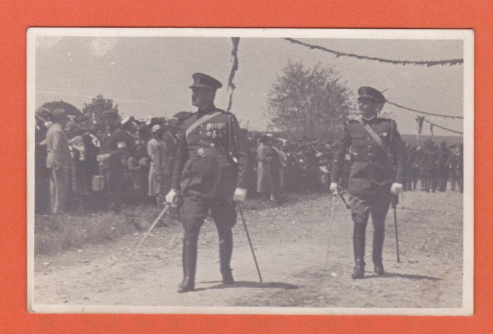 AMS @ - FOTO INTRAREA TRUPELOR ROMANE, SUCEAVA, BUCOVINA