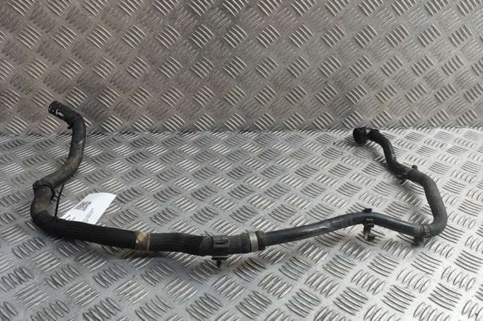 Furtun de lichid de răcire JAGUAR I-PACE X590 2018 OEM: J9D3-8D192-AC | 31690464