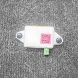 Amplificator de antena TESLA MODEL 3 2018 OEM: 1093306-00-E