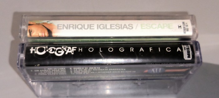 2 casete audio originale HOLOGRAFICA holografica ENRIQUE IGLESIAS escape