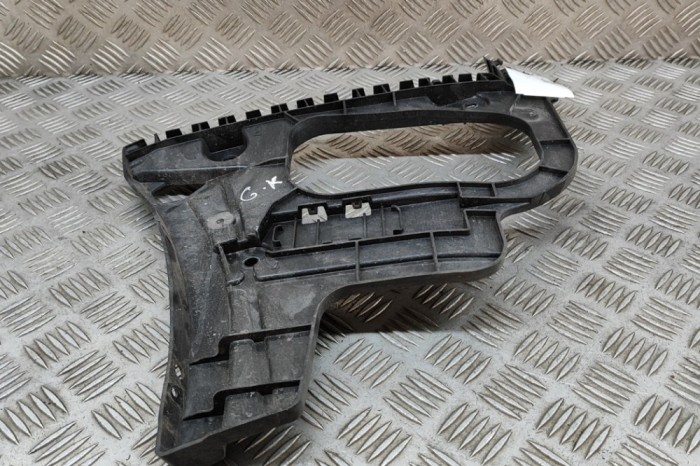 Suport bara de protecție st&acirc;nga spate AUDI A3 Limousine 8YS 2020 OEM: 8Y5807377 | 25093034