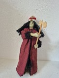 Păpușă vintage Vlad Țepeș / Dracula &ndash; Arta Crișana Oradea, 25 cm, rară, personaj istoric / domnitor