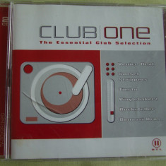 2 CD la pret de 1 - CLUB ONE - 2 C D Originale ca NOI