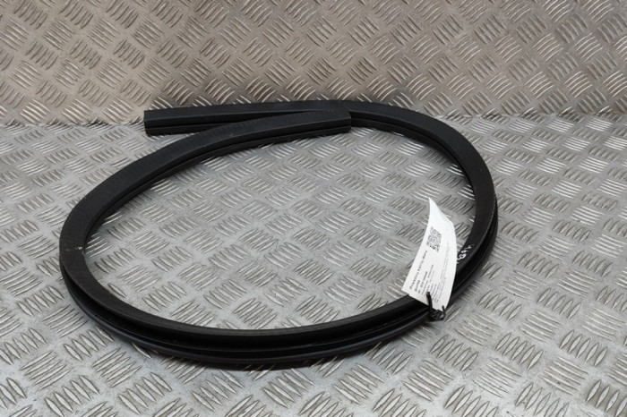 Garnitura ușă st&acirc;nga față JAGUAR F-TYPE Coupe X152 2020 OEM: EX53-20708-A | 28106048