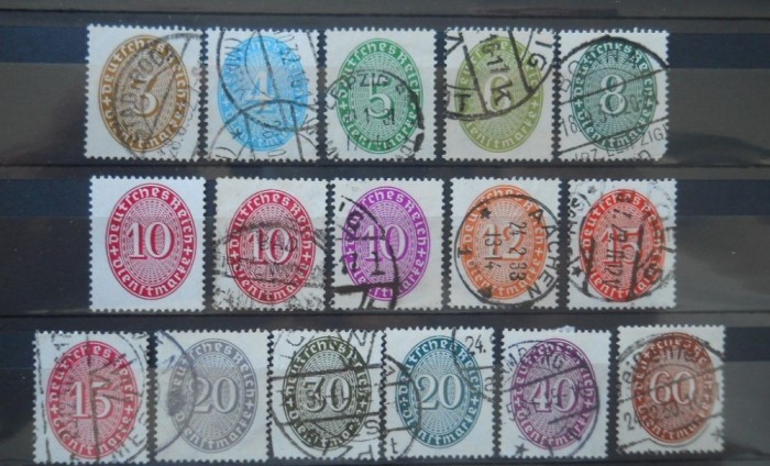 GERMANIA REICH OFICIALE(MARE PARTE DIN SET)