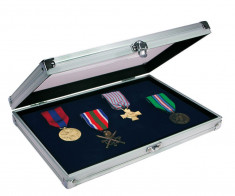 Vitrina aluminiu pentru medalii insigne de rever decoratii militare foto