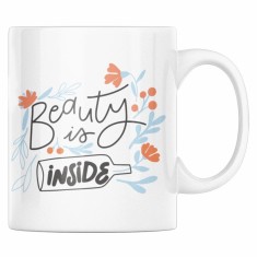 Cana alba personalizata &quot;Cadou special pentru iubita Beauty is inside&quot;, INOVATIX&reg;. 330ml