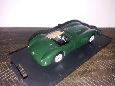 Macheta Jaguar C type stradale - 1953 scara 1:43 BRUMM foto